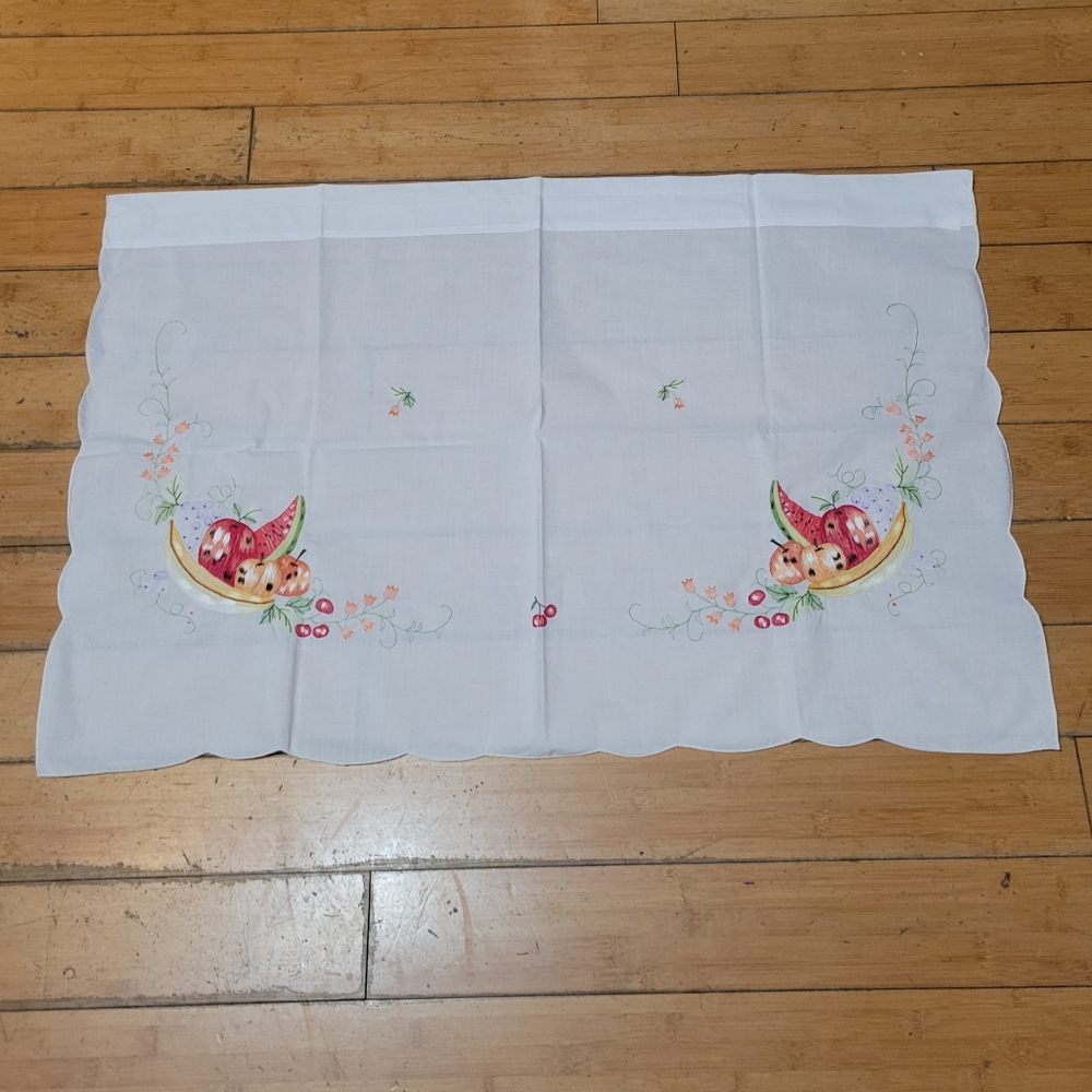 Vintage Embroidered Fruit basket & flowers Curtain Panel NWOT